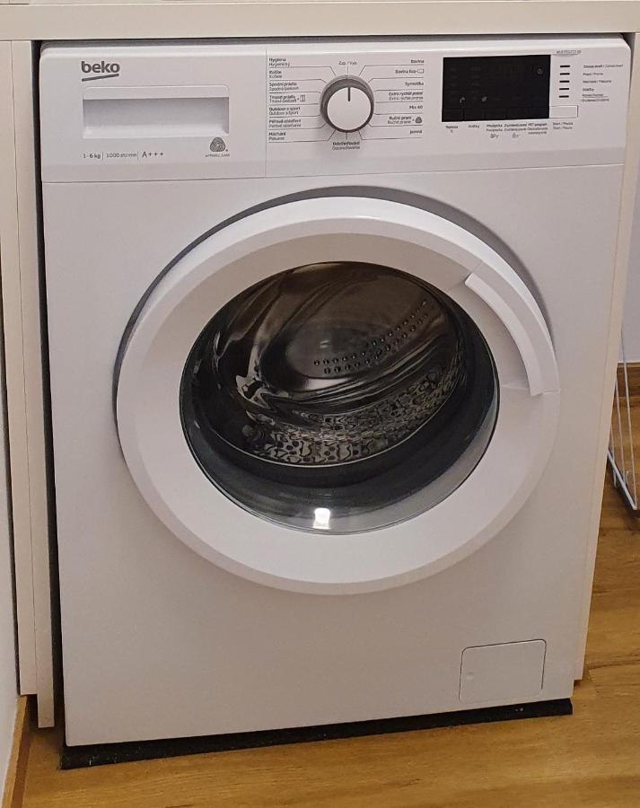 Apartman Eden Roznov pod Radhostem Bagian luar foto